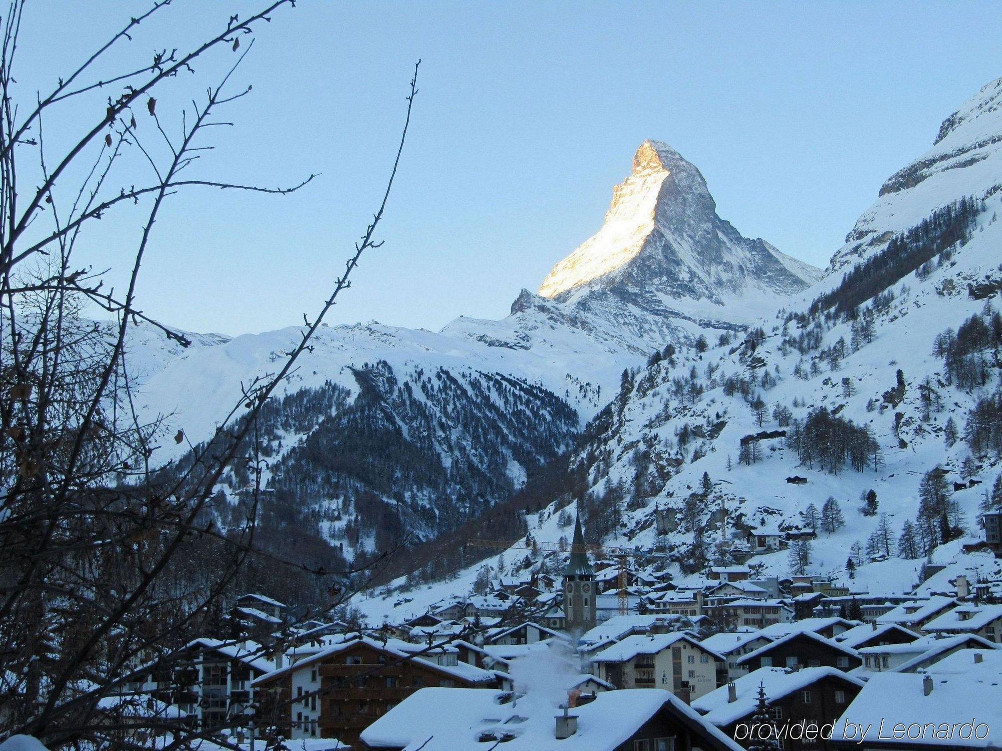 Welschen Hotel Zermatt Amenities photo